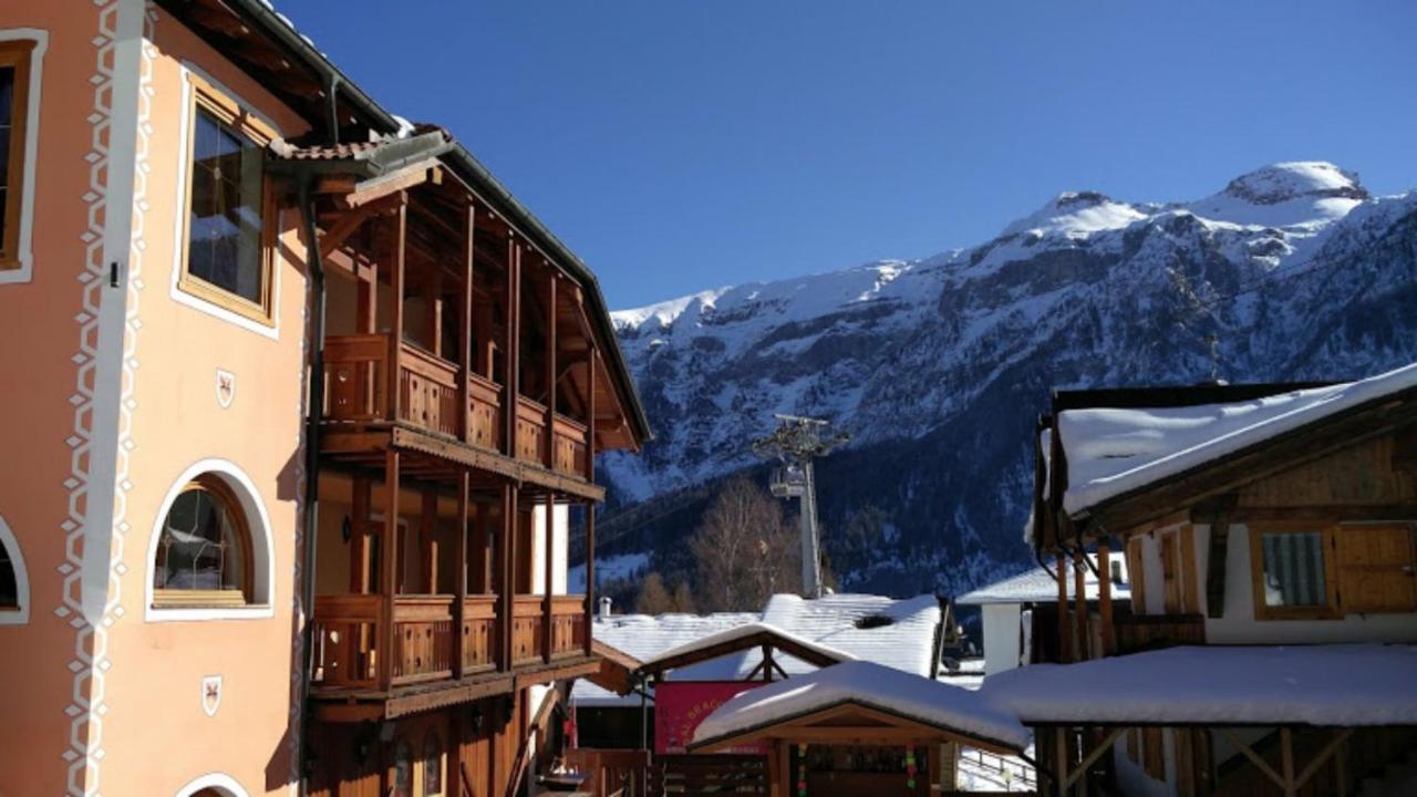 Hotel Dal Bracconiere Folgarida Exteriér fotografie
