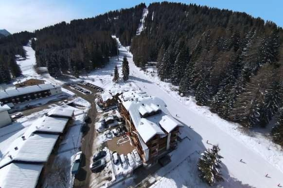 Hotel Dal Bracconiere Folgarida Exteriér fotografie