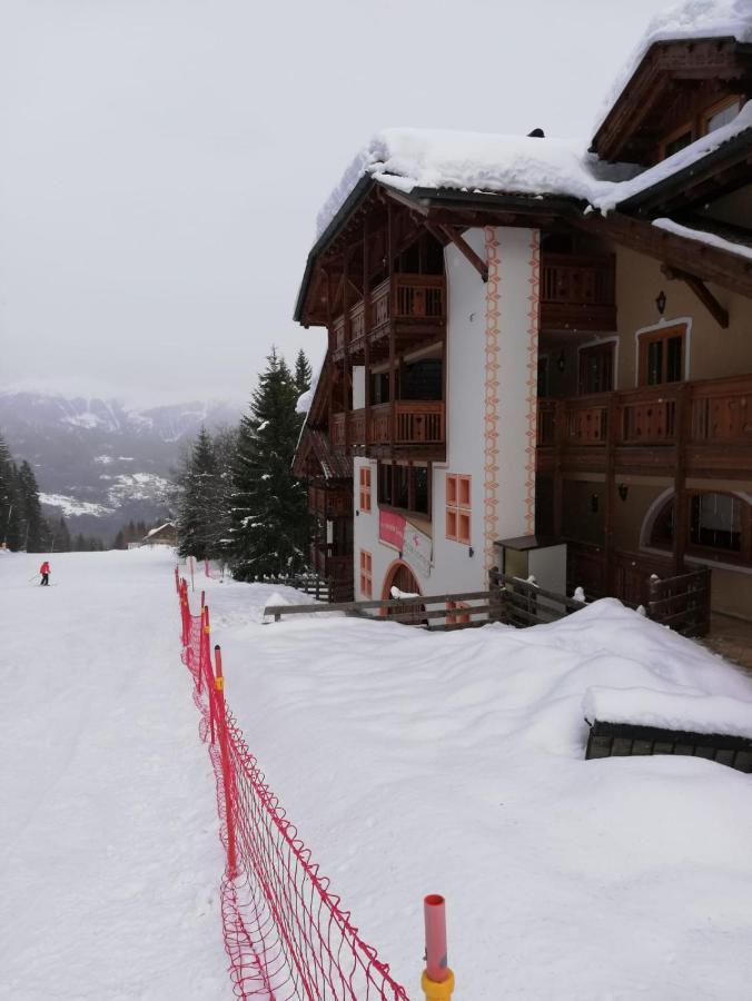 Hotel Dal Bracconiere Folgarida Exteriér fotografie